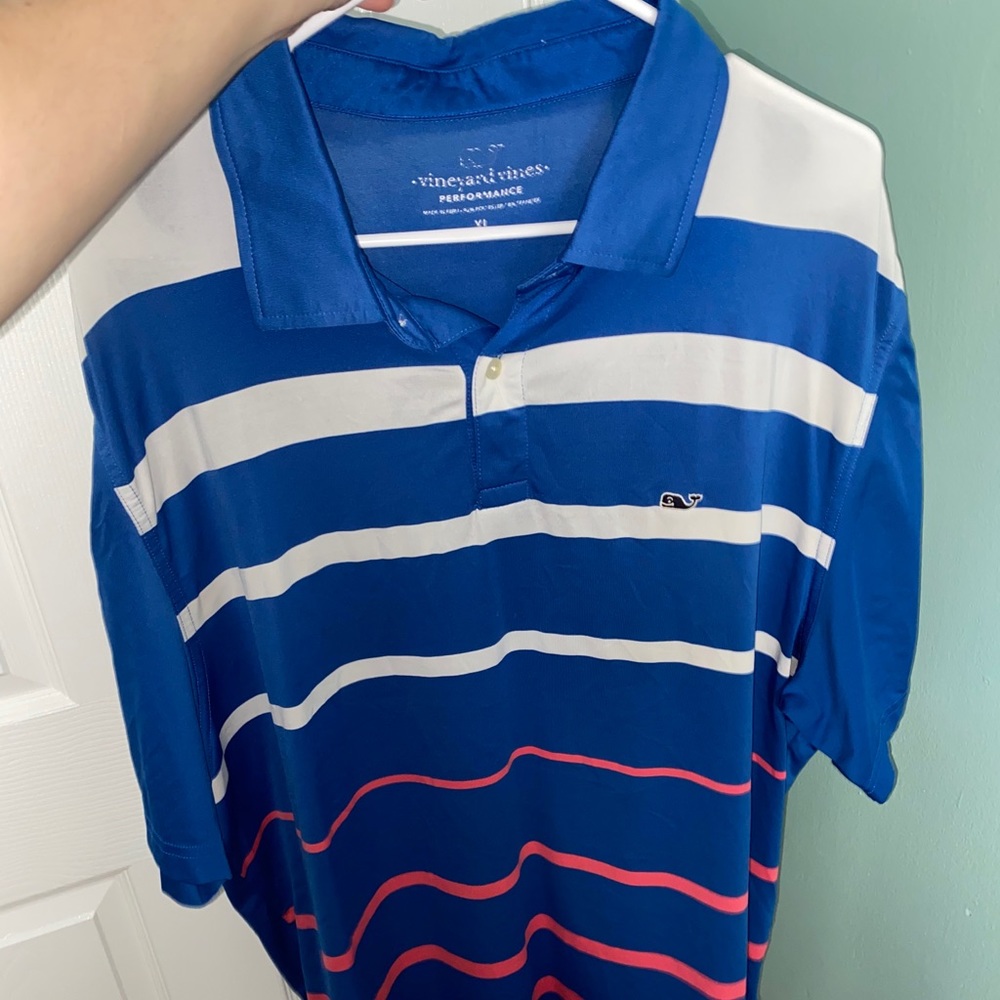 Vineyard vines